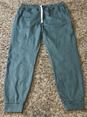 Vuori Performance Joggers Green Drawstring sweatpants Men’s Athleisure Lounge Lg